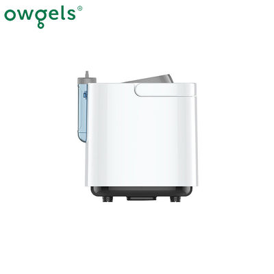 COem άσπρη εγχώριας χρήσης οξυγόνου μηχανή αναπνοής οξυγόνου συμπυκνωτών φορητή με τον ψεκασμό